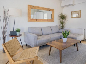 Casa Acropolis - Stunning 3Br Apt with Private Terrace